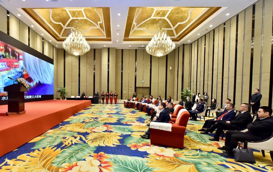 四川尊龙集团官网集团携手多方签署文旅项目战术合作和谈