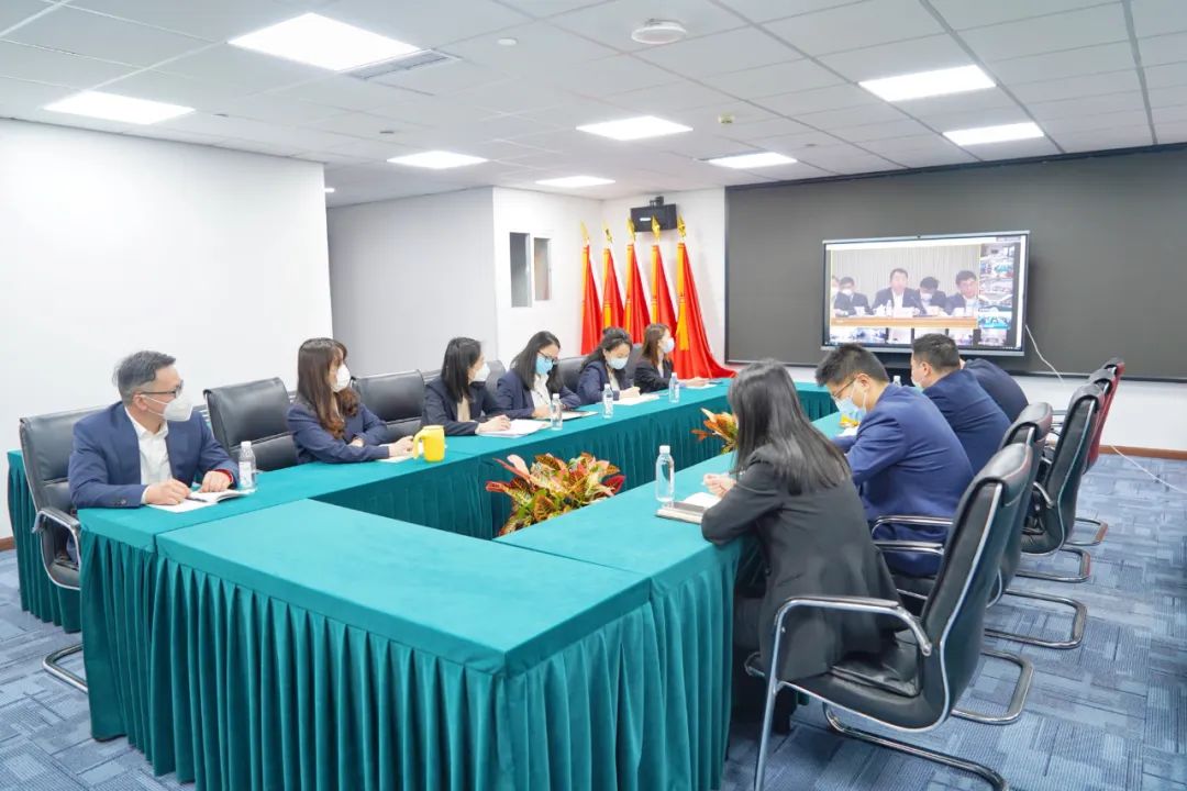 c1899545-7449-436e-8ef4-d46409a9c974