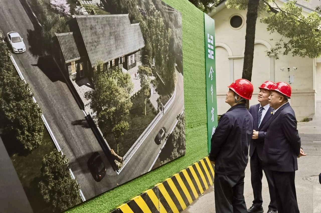 省尊龙集团官网集团党委书记、董事长游勇到金牛宾馆调研张大千旧居；そɡ砑盎肪痴喂ぷ