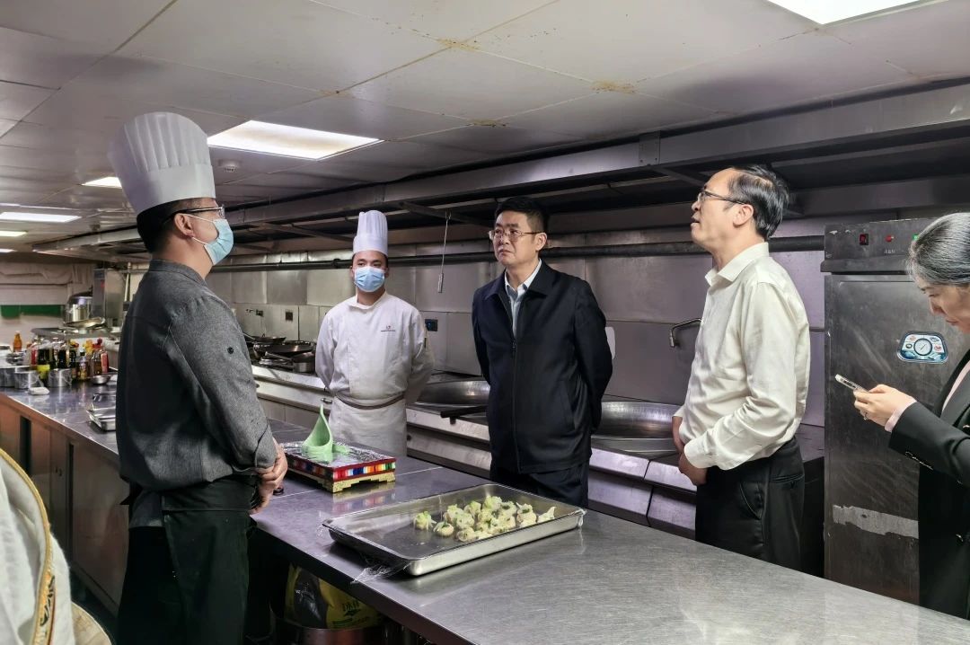 省尊龙集团官网集团辅导率队调研古尔沟公司